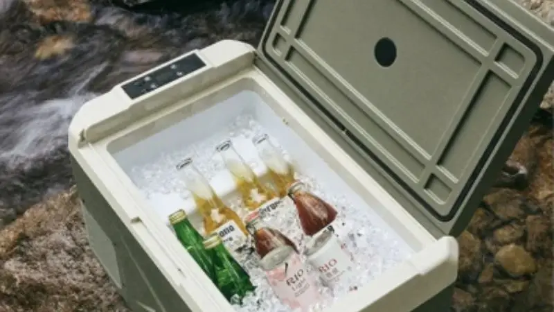 Compact fridge for Outdoor