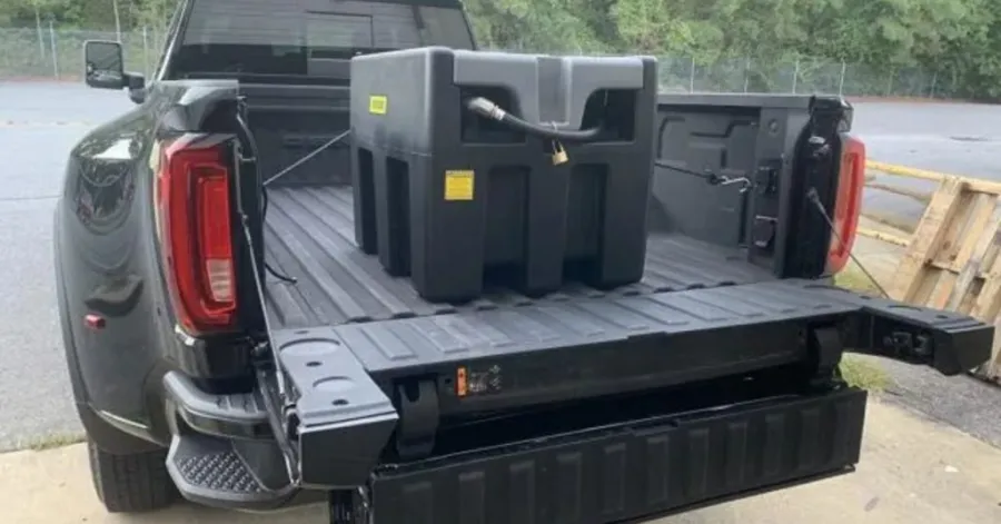 Wie lange ist Dieselkraftstoff in einem Tank haltbar?