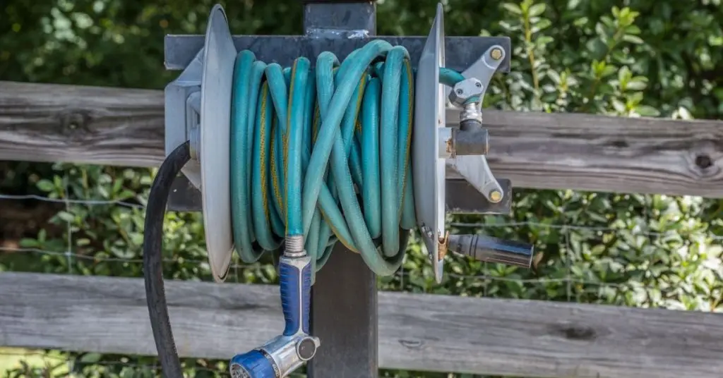 how to roll up a hose on a reel​