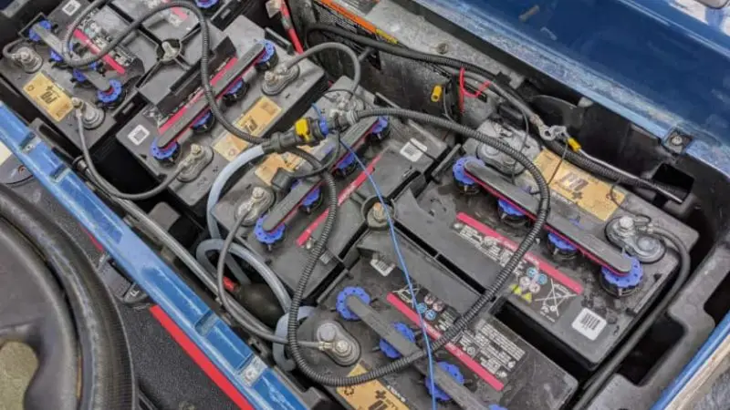 batterie al piombo per golf cart