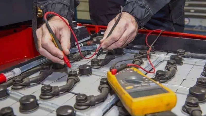 easy golf cart battery maintenance tips