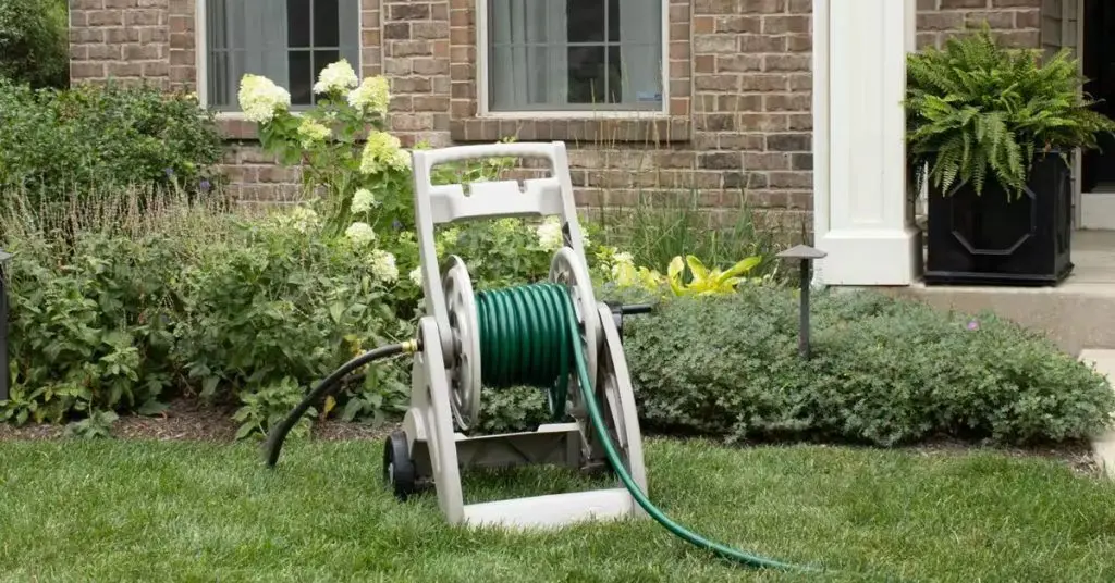 Can I use an air hose reel for water