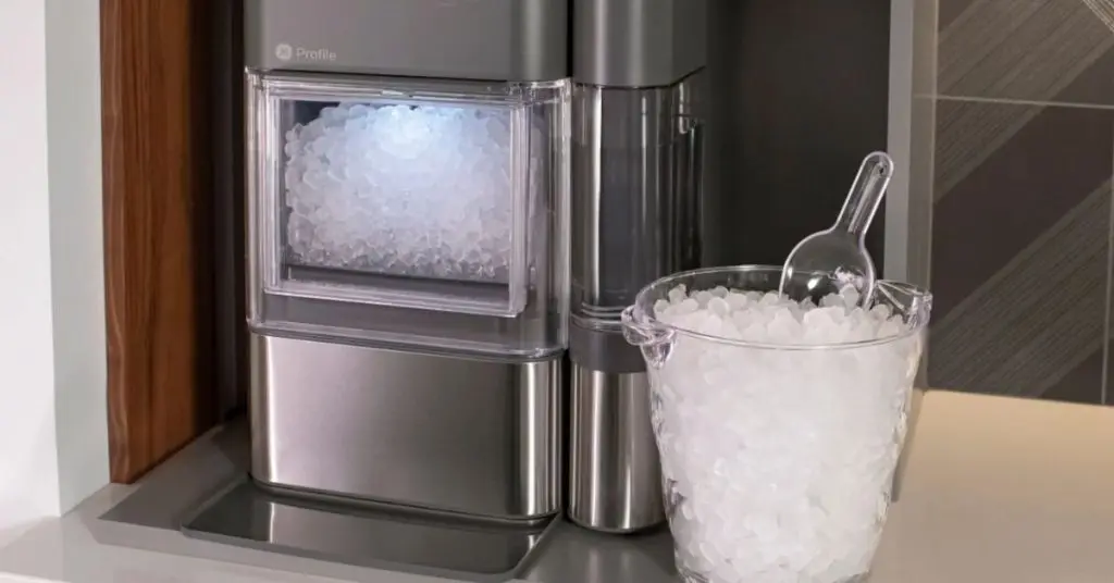Hosting parties at home with ice machine