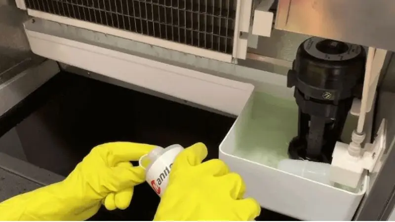 step-by-step guide to clean your ice machine