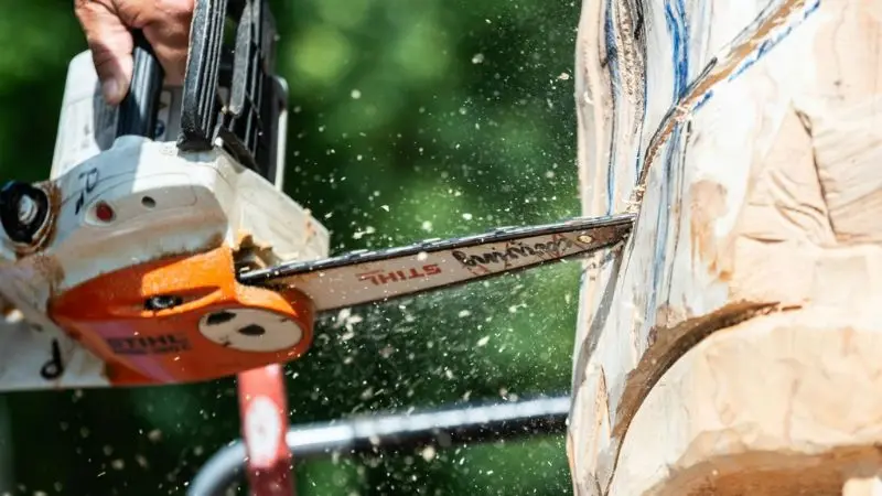 how chainsaw evolved before and after 1927