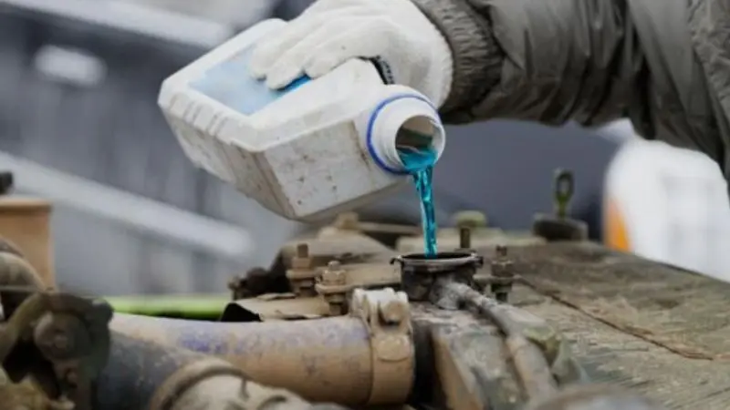 causes of water in the fuel tank