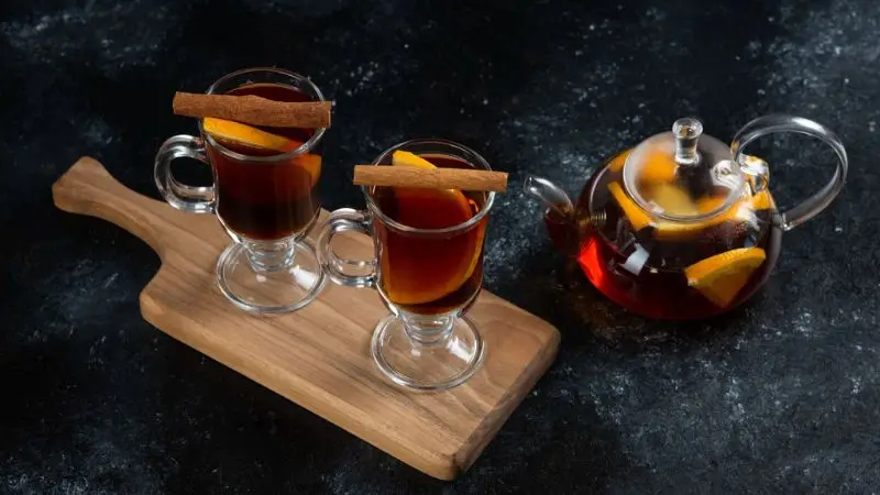 different versions of the Old Fashioned drink