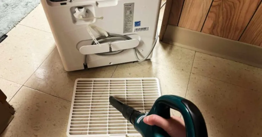 how to clean a dehumidifier