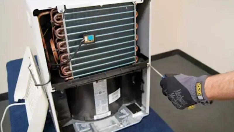 main parts of a dehumidifier