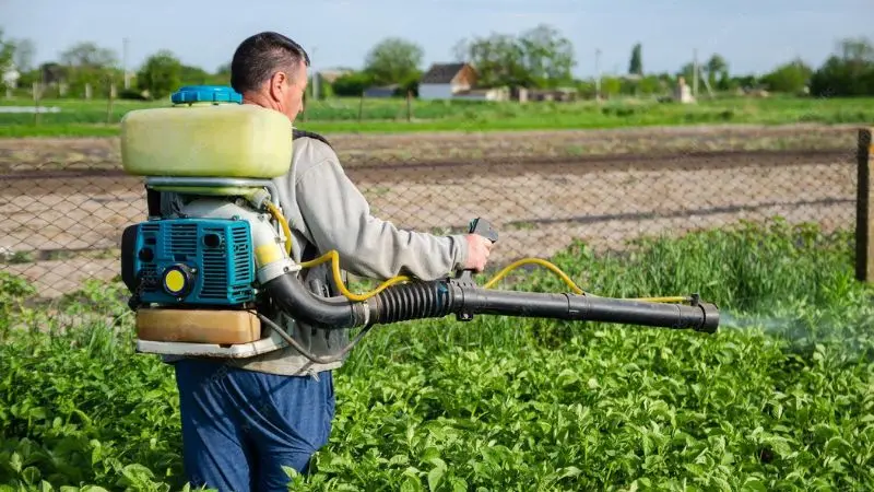 pratica per la cura della batteria e pratica di ricarica dell'irroratore