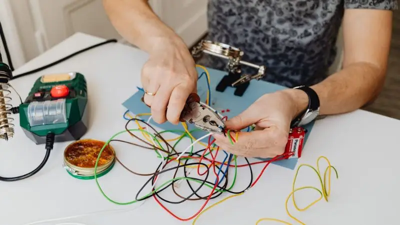 calculate the correct wire size for home wiring
