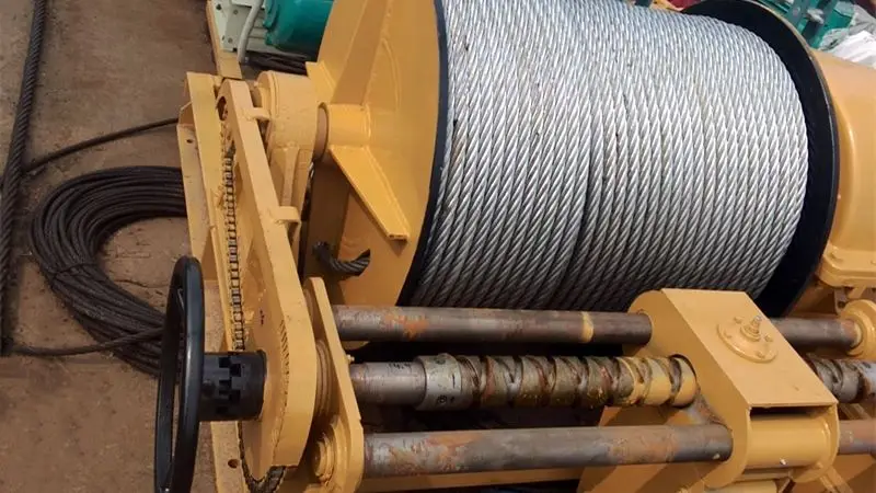 Heavy-Duty Cable Winch