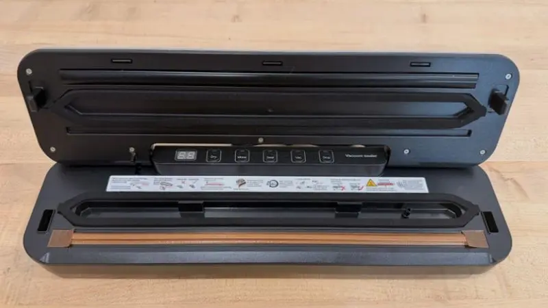 key features to look for in a compact vacuum sealer