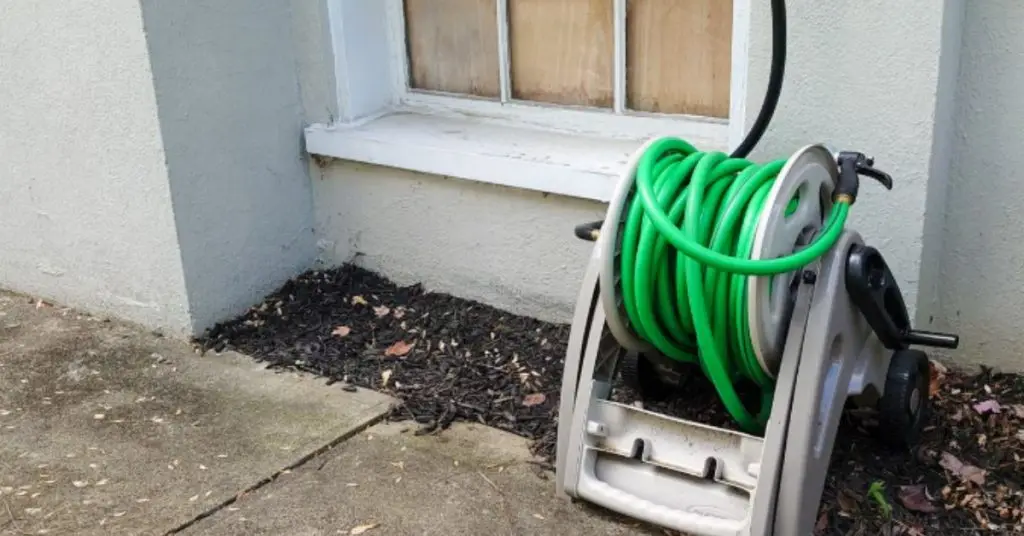 Plastic vs Metal Hose Reel