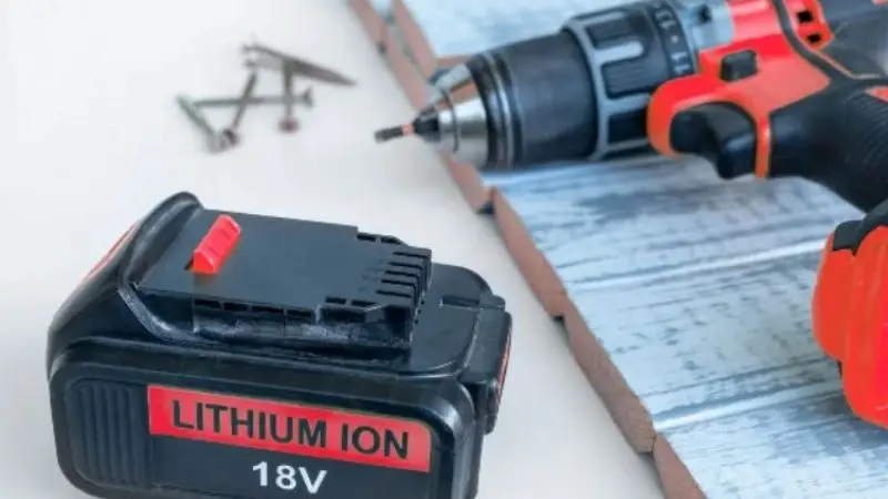 What are drill battery types