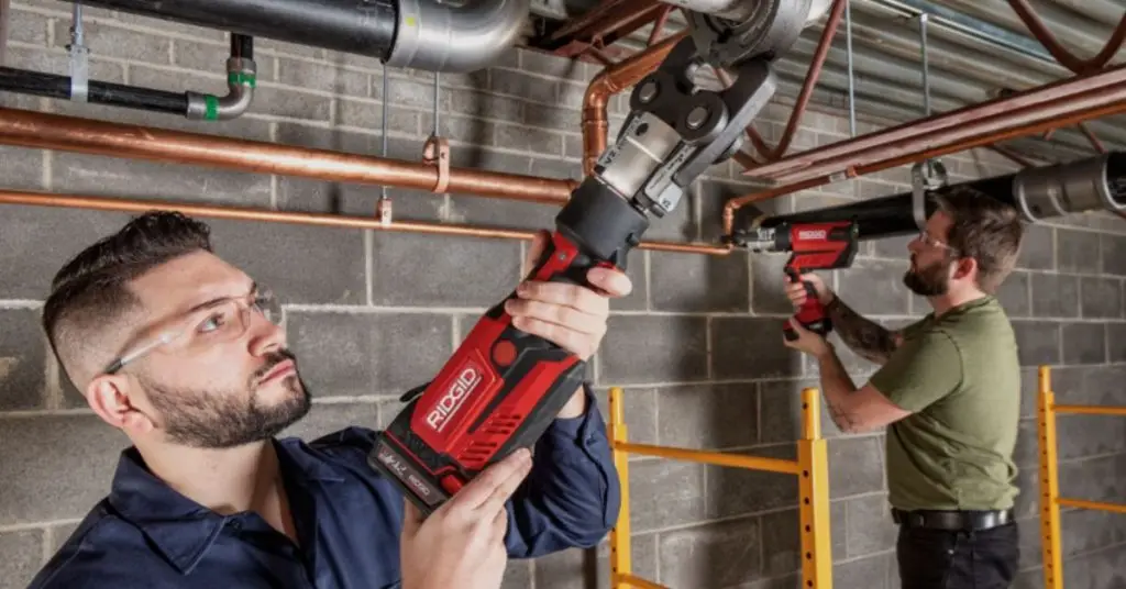 how to use a crimping tool