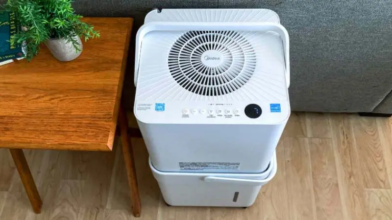 key features of a large capacity dehumidifier