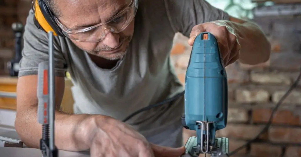 portable magnetic drill