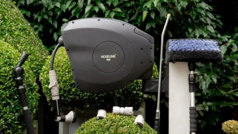 common problems with a 100 ft retractable hose reel and how to solve