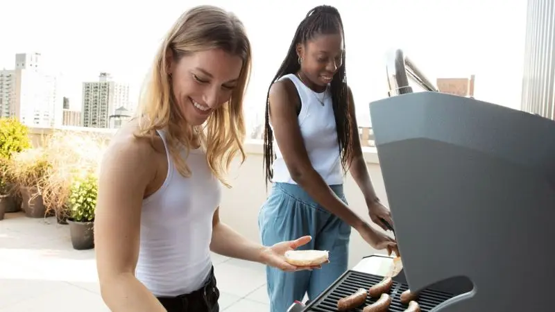Common mistakes to avoid when grilling on a balcony