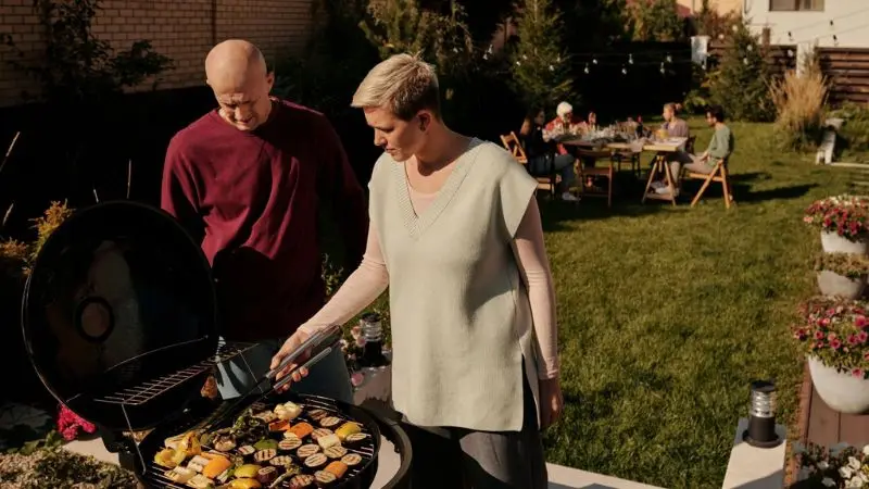 pellet vs. charcoal vs. gas smoker