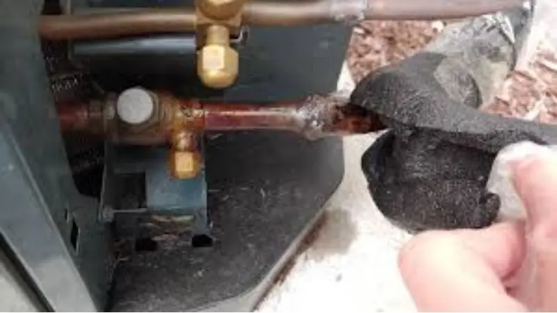 Oily AC Hoses