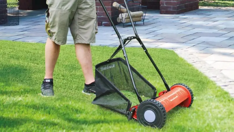 comparison of push lawn sweepers