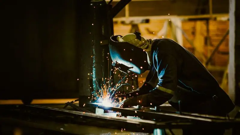 choosing the right MIG welder for your project and budget