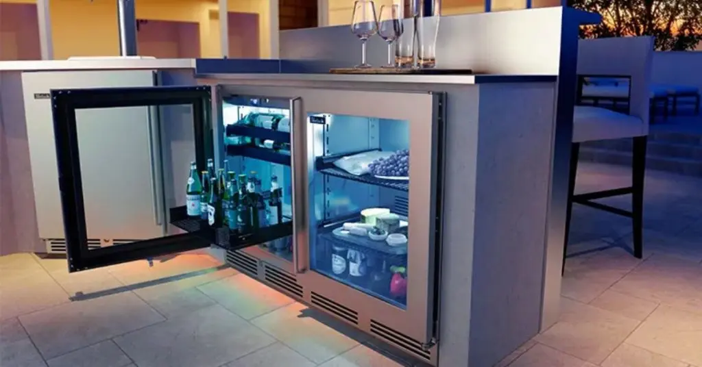 outdoor beverage refrigerator​