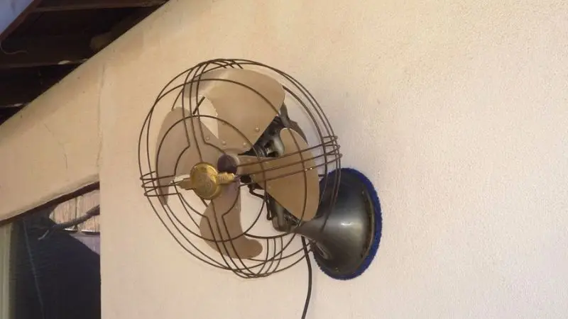 Indoor Wall-Mount Fan
