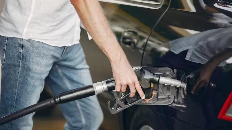  Gasoline in Vehicle Fuel Tank