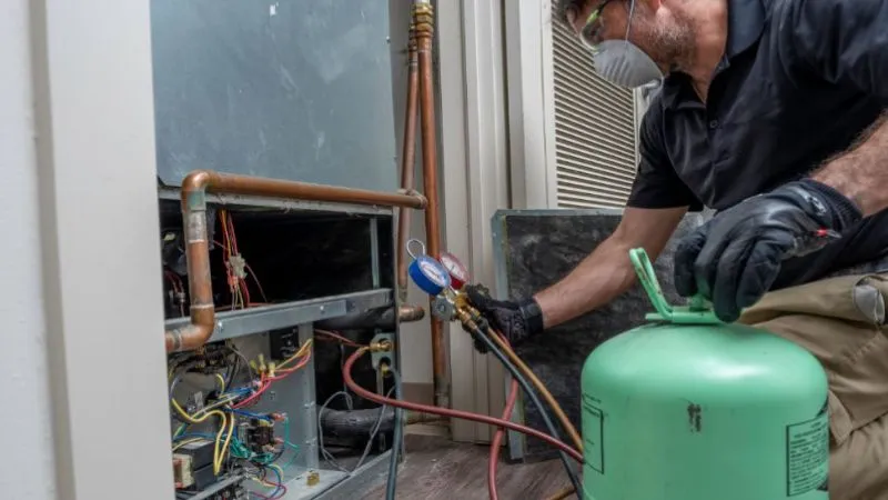 Reparatur von Kältemittellecks an Klimaanlagen