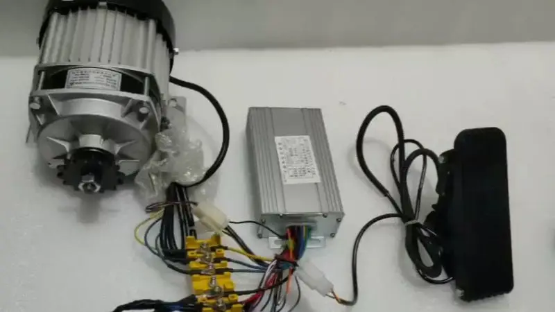 How does a brushless motor work