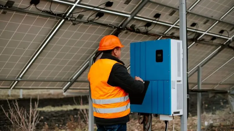 What is a solar power inverter, and how does it work