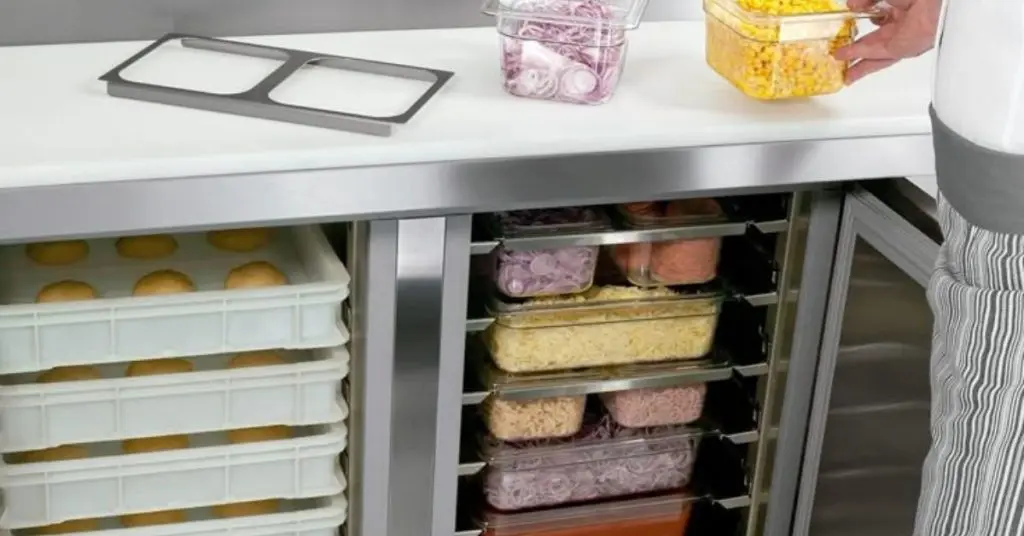 countertop refrigerated prep station
