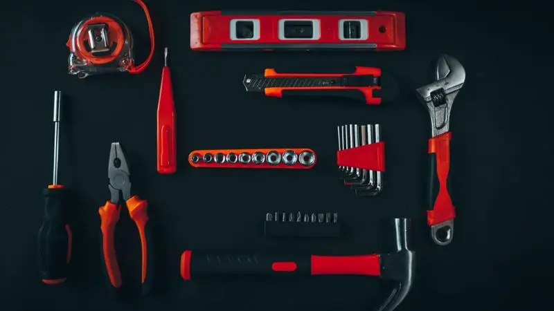 common mistakes to avoid when using a socket wrench