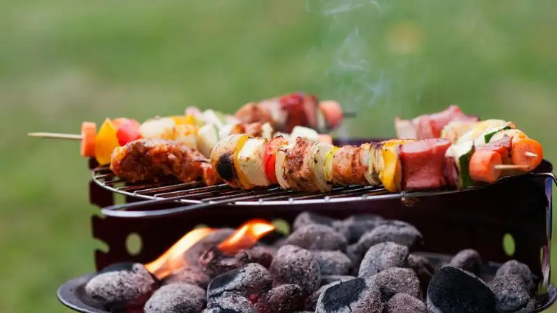 gas vs. charcoal BBQ safety issues