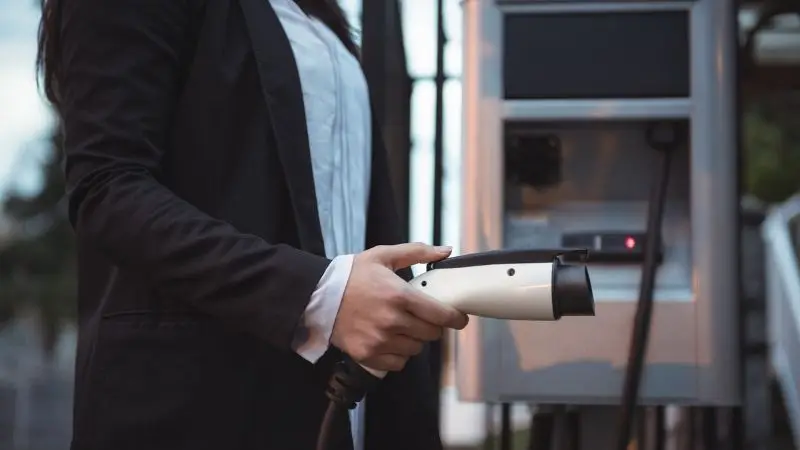 get a step-by-step guide to create a charging station box