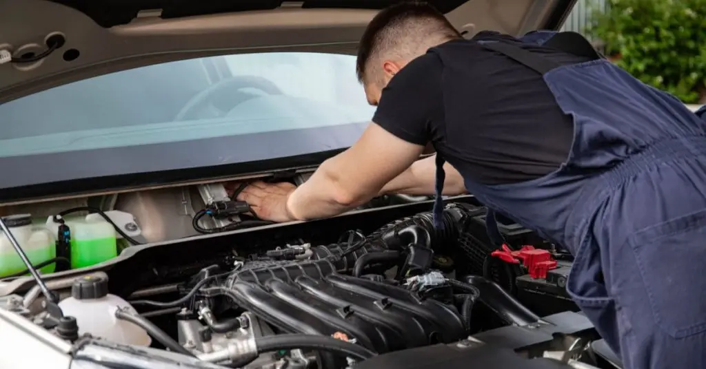 come riparare l'impianto di climatizzazione di un'auto