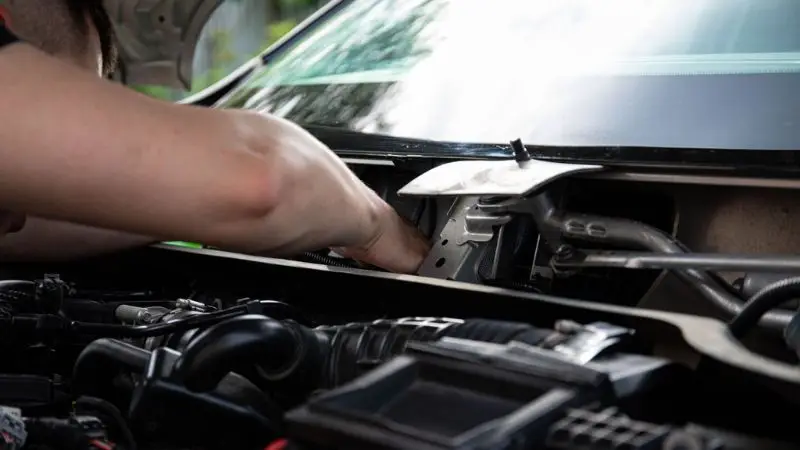 How to fix AC unit in a car