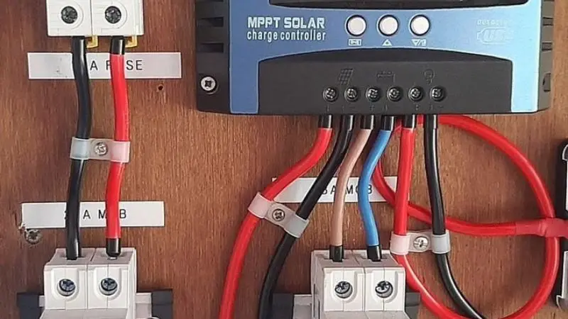 How a Power Inverter Works in a Solar Power System