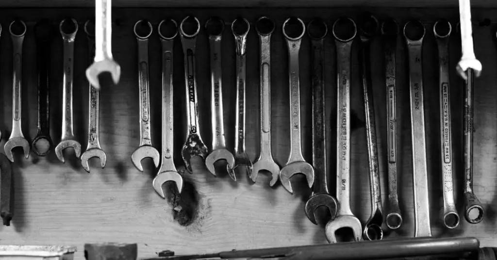 types of socket wrenches