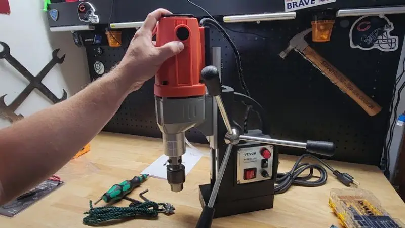 main parts of a magnetic drill