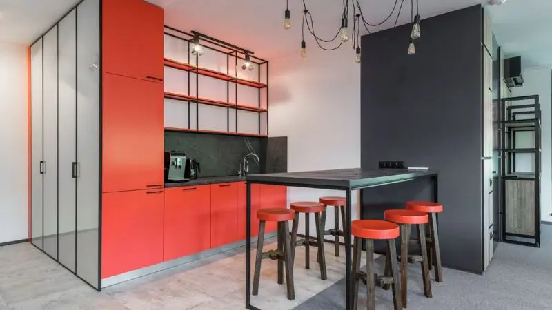 Use cleaning products for stainless steel tables with shelves