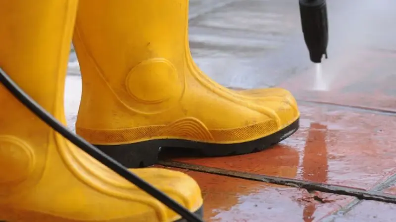Boots with Rubber Sole
