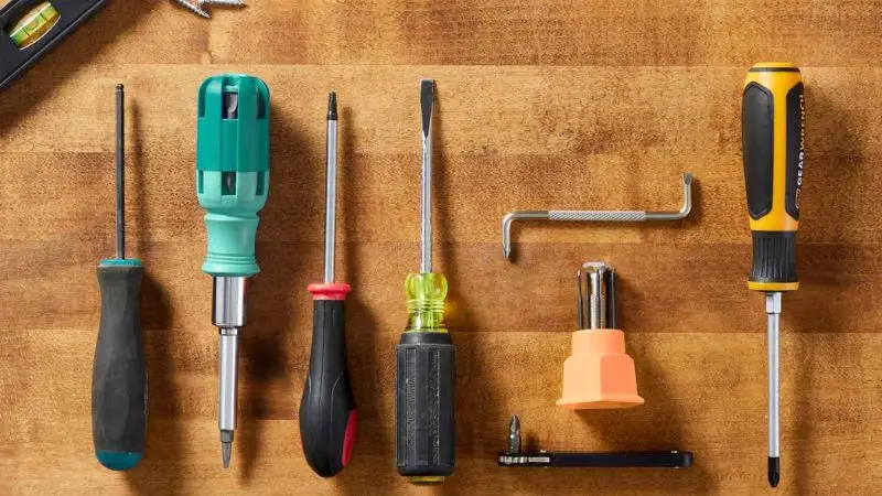 Screwdriver for Pump Sprayer