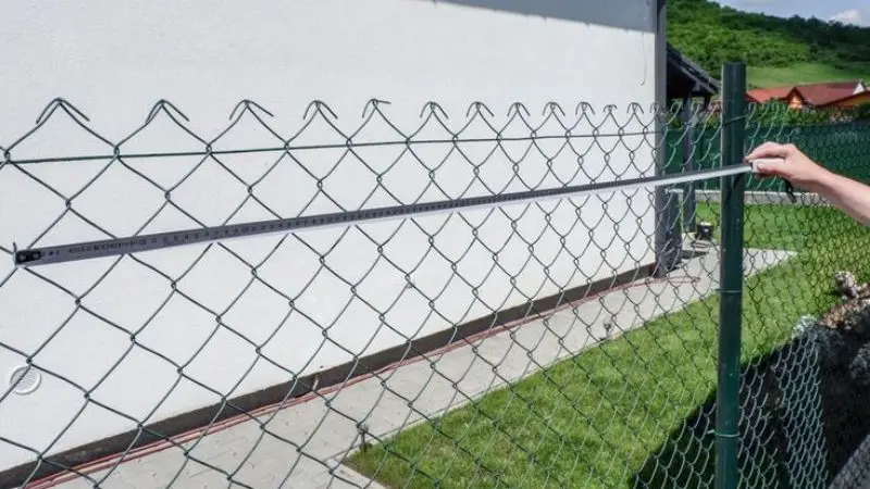 Materials You Need to Install a Welded Wire Fence