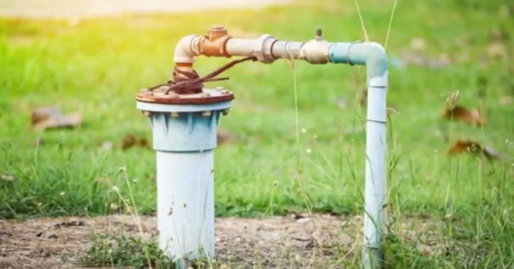 How do you prime a deep well pump