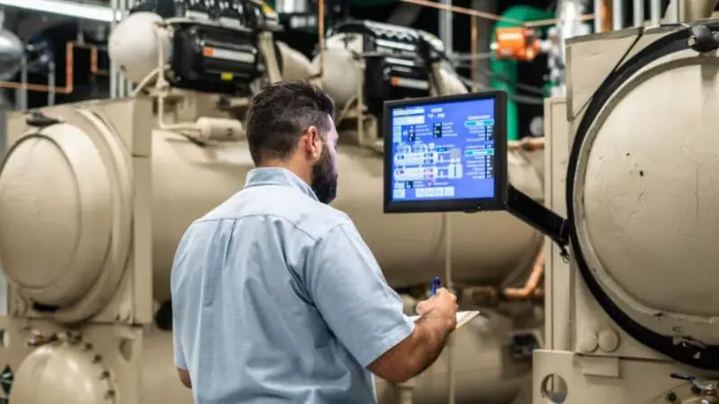 industrial chiller repair service for heavy-duty systems