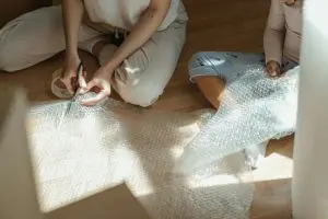 how to cut a plastic sheet